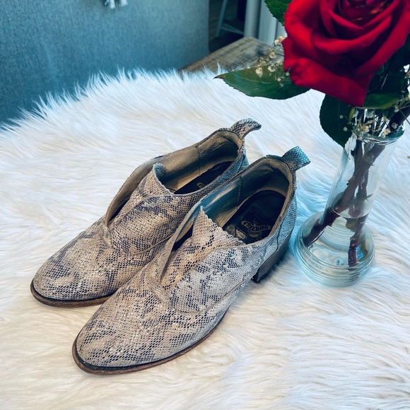 Freebird by Steven Python Gray Sadie Oxfords - Picture 12 of 15